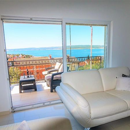 Holiday House Queens With Sea View Selce Dış mekan fotoğraf