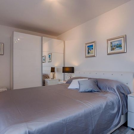 Holiday House Queens With Sea View Selce Dış mekan fotoğraf