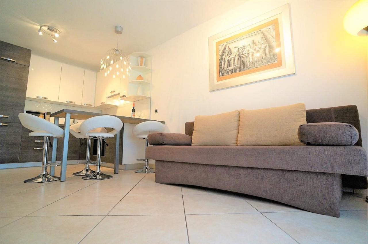 Holiday House Queens With Sea View Selce Dış mekan fotoğraf