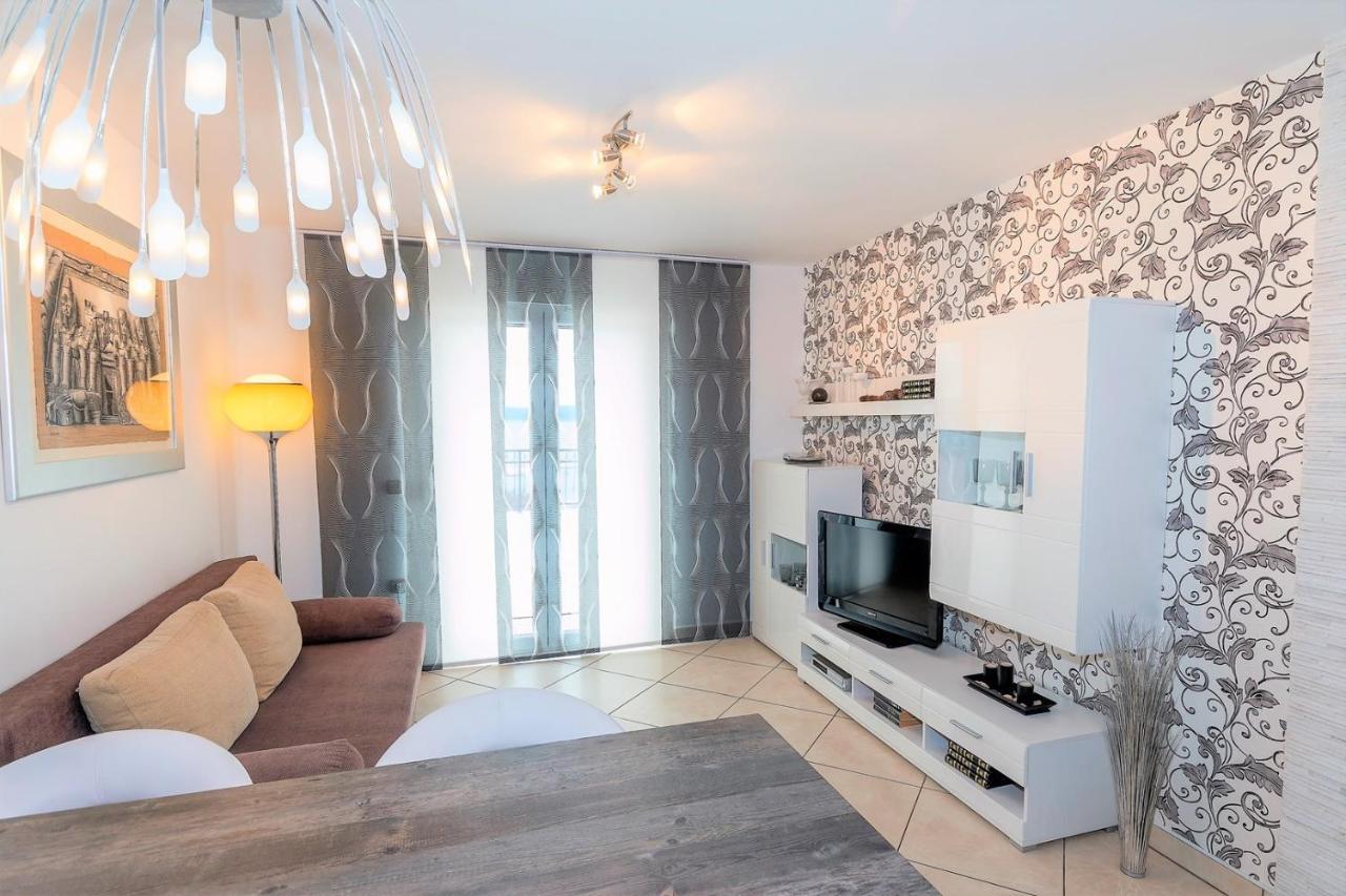 Holiday House Queens With Sea View Selce Dış mekan fotoğraf