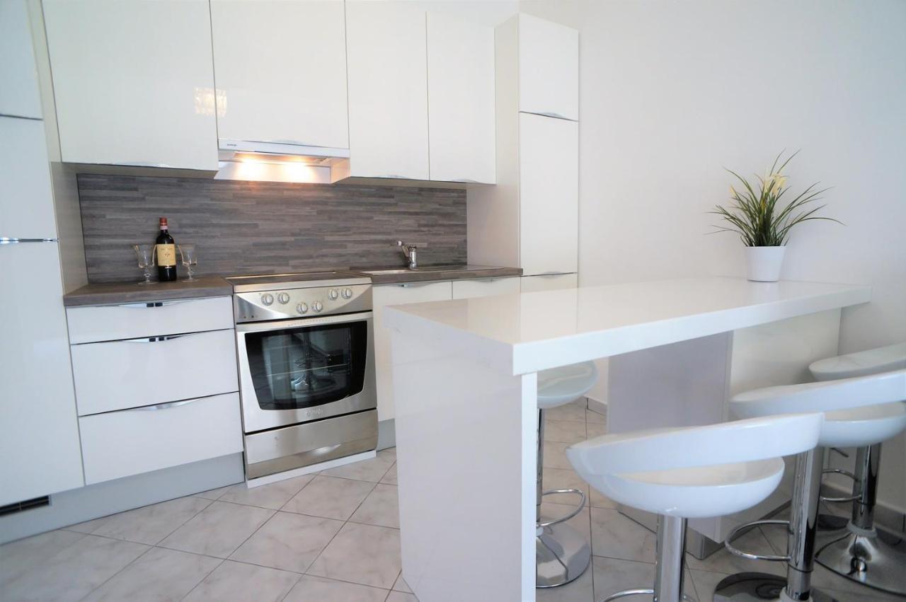 Holiday House Queens With Sea View Selce Dış mekan fotoğraf