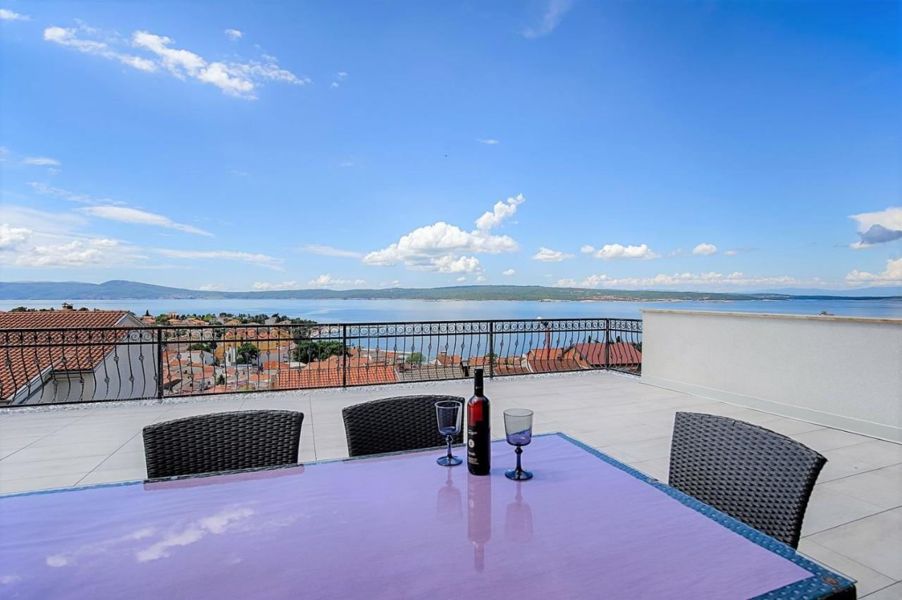 Holiday House Queens With Sea View Selce Dış mekan fotoğraf