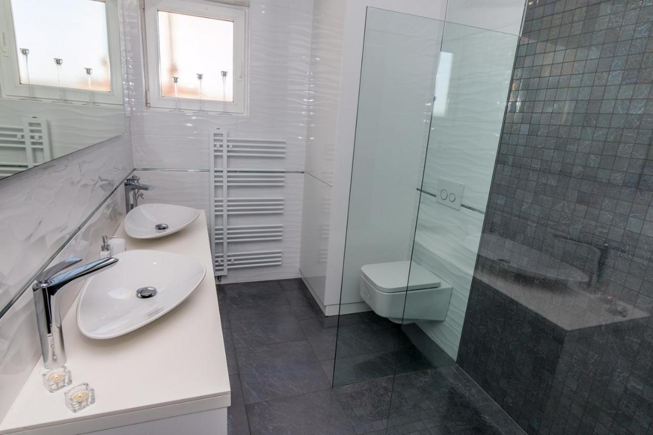 Holiday House Queens With Sea View Selce Dış mekan fotoğraf