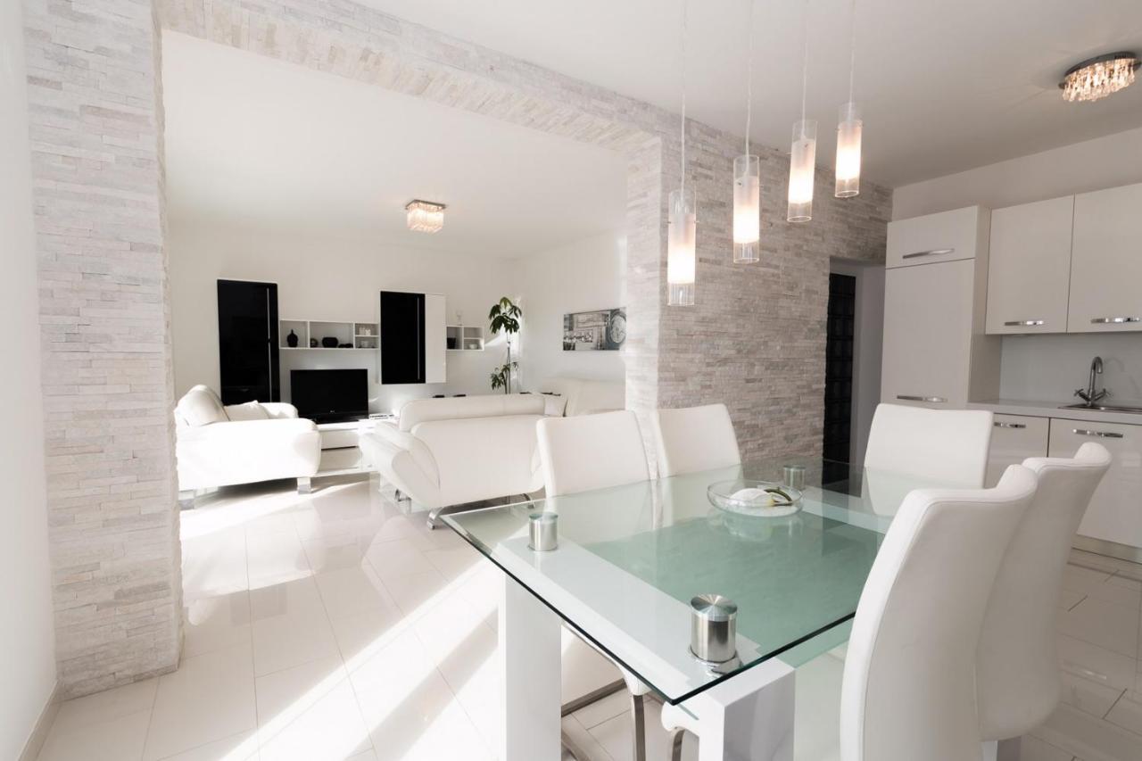 Holiday House Queens With Sea View Selce Dış mekan fotoğraf