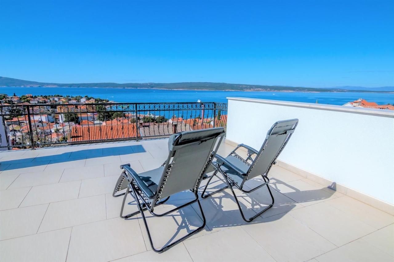 Holiday House Queens With Sea View Selce Dış mekan fotoğraf